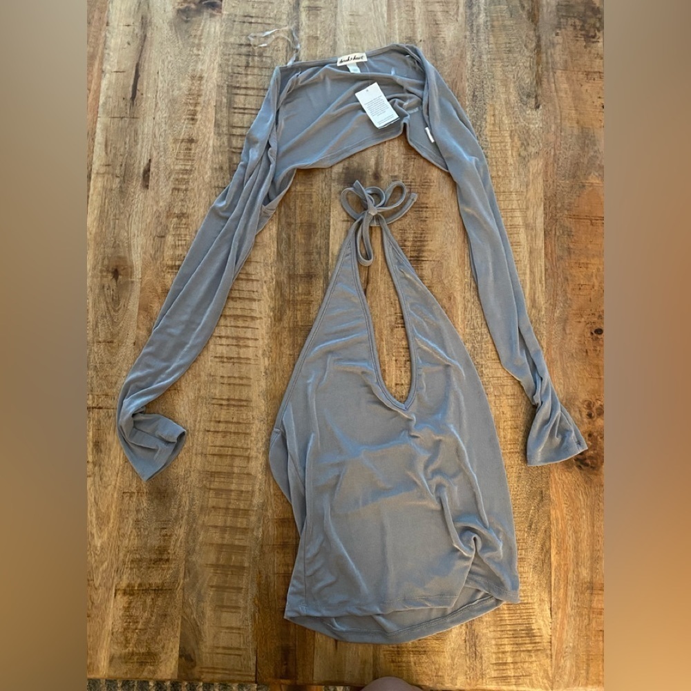 Derek heart 2 pc shrug bolero sleeves set with halter tank top silver metallic